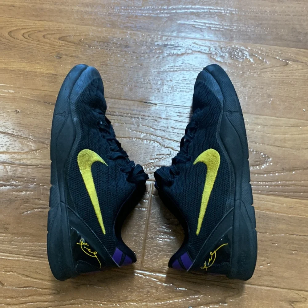 Nike Kobe Bryant 8 Basketball Athletic Shoes Sneakers